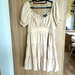 Trixxi cream scoop neckline tiered short puff sleeves dress extra large XL